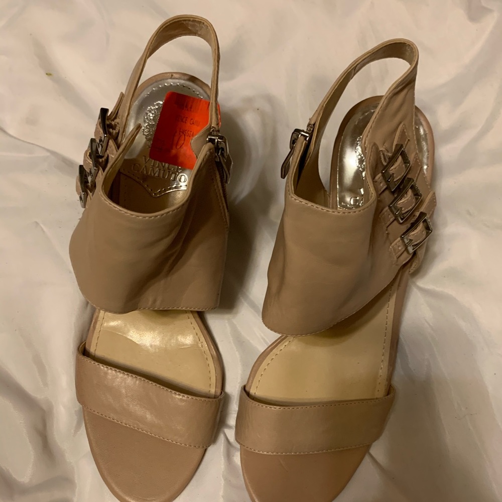 Shoes - Picture 2 of 3